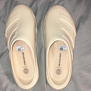 adidas Women's Slip-On Clog in Cream